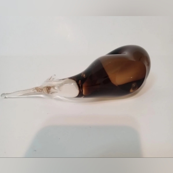 Studio Art Glass Whale Ombre Brown Tones MCM Paperweight Blown Glass 7"x3"x1.5" - Picture 3 of 4